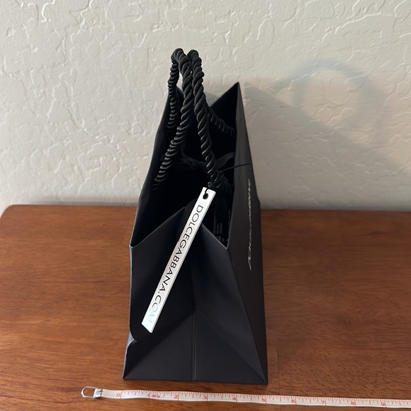 Authentic Dolce & Gabbana gift bag - Picture 2 of 5